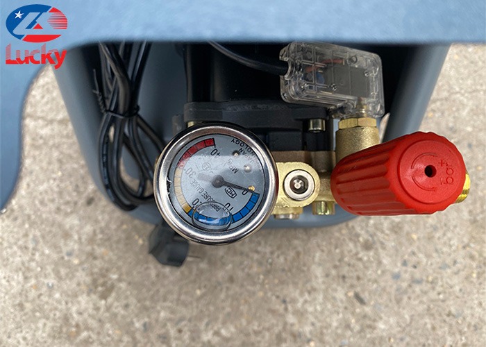 Máy rửa xe cao áp mini F22