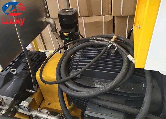 Máy rửa xe siêu cao áp 37kw