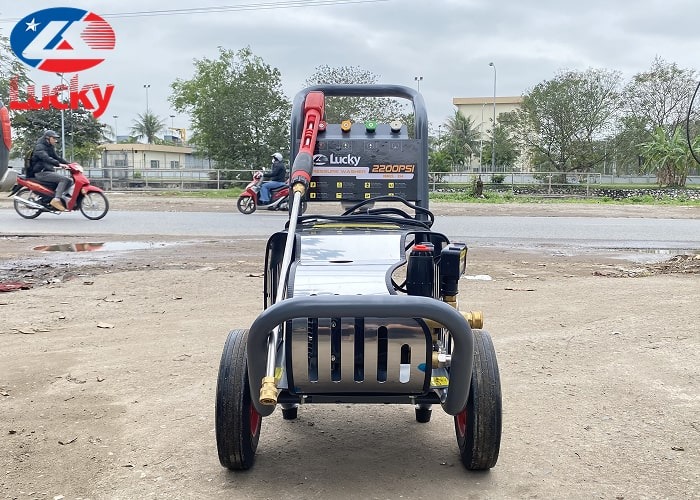 Máy rửa xe cao áp Lucky 2200PSI 3kw tự ngắt