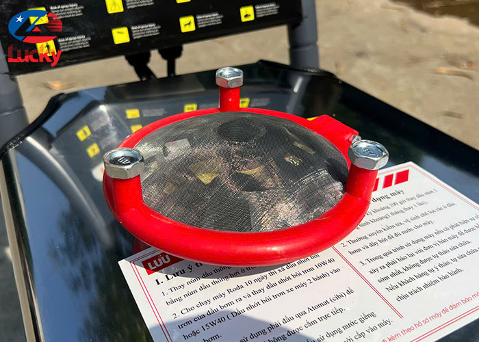may-rua-xe-cao-ap-lucky-4kw-lk2600psi-220v-14 may-rua-xe-cao-ap-lucky-4kw-lk2600psi-220v-14