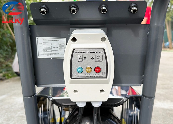 Máy rửa xe cao áp tự ngắt Lucky 2200PSI 3kw