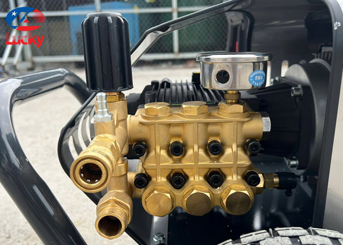 may-rua-xe-cao-ap-lutian-3600psi-6