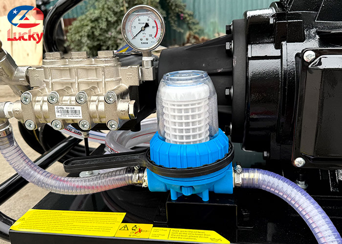 may-rua-xe-sieu-cao-ap-25kw-600bar-lk8700psi-4