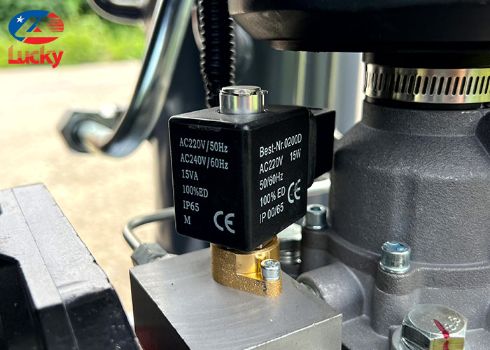 may-nen-khi-truc-vit-cao-cap-hanbell-20hp-9