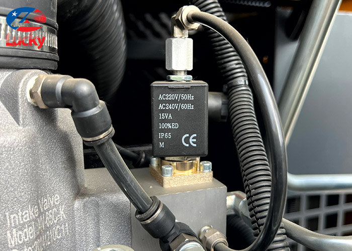 may-nen-khi-truc-vit-cao-cap-hanbell-50hp-12 may-nen-khi-truc-vit-cao-cap-hanbell-50hp-12