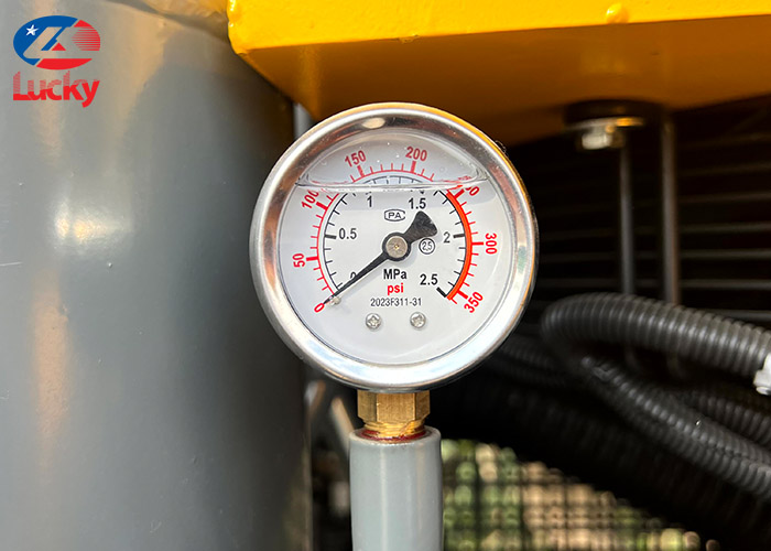 may-nen-khi-truc-vit-cao-cap-hanbell-50hp-7