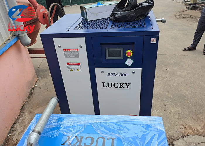 may-nen-khi-truc-vit-lucky-30hp-bien-tan-9