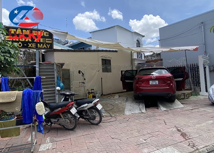 bo-cham-soc-xe-o-to-cho-trung-tam-dien-tich-60m2-100m2-1 