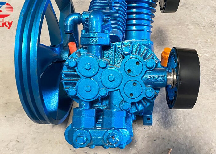 Dau-may-nen-khi-10hp-12kg-4-xi-lanh-4 Dau-may-nen-khi-10hp-12kg-4-xi-lanh-4