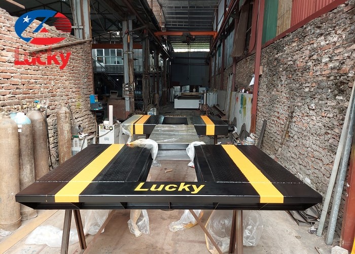 bo-rua-xe-o-to-ket-hop-cham-soc-xe-6