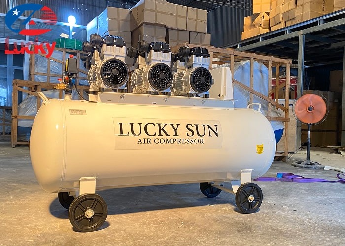 Máy nén khí không dầu 330L 6hp Lucky Sun