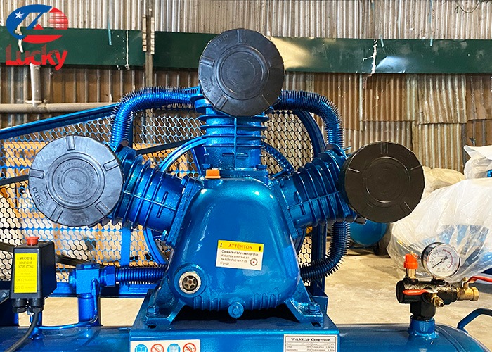 Máy nén khí Puma 10hp 300 lít 12bar