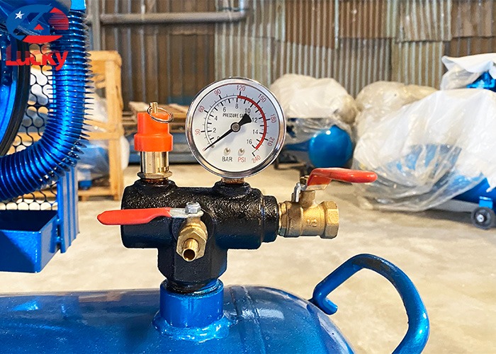 Máy nén khí Puma 10hp 300 lít 12bar