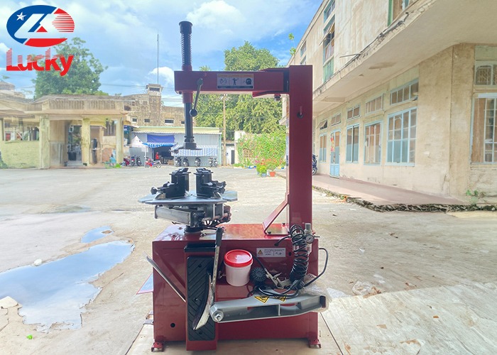 Máy ra vào lốp xe điện, xe ga LK-850D