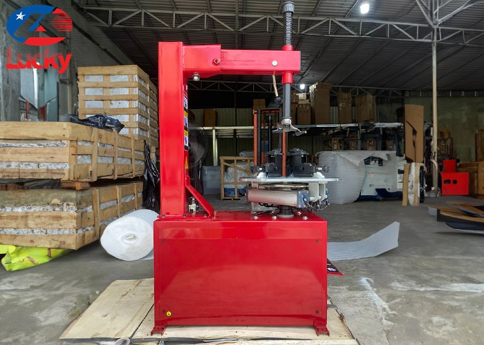 Máy ra vào lốp xe điện, xe ga LK-850D