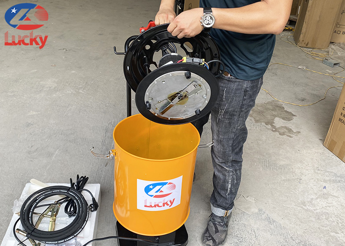 may-bom-mo-dien-15l (6)