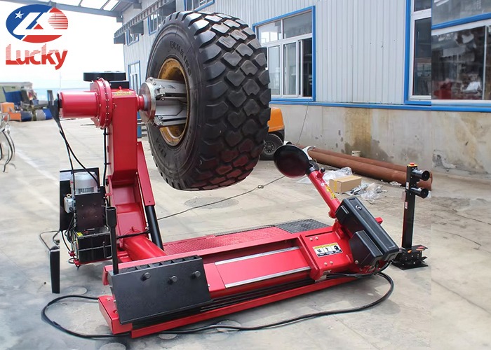 Máy ra vào lốp xe tải hạng nặng LN240