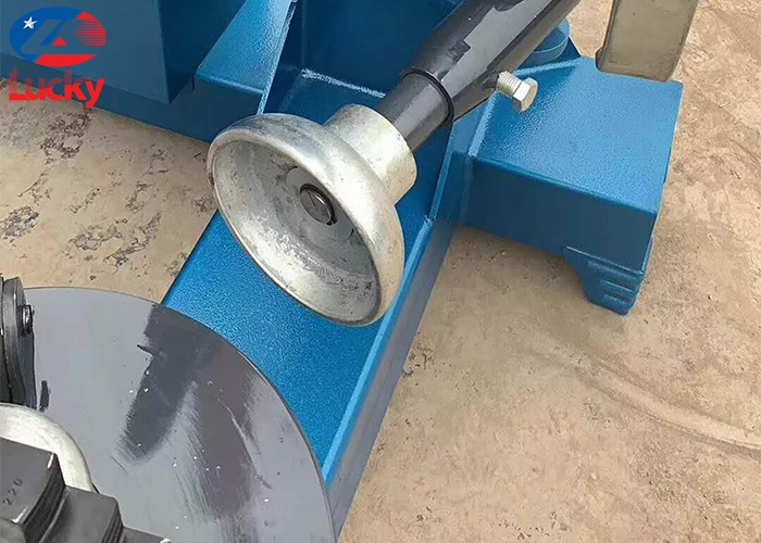 may-ra-vao-lop-xe-tai-kieu-dung-4