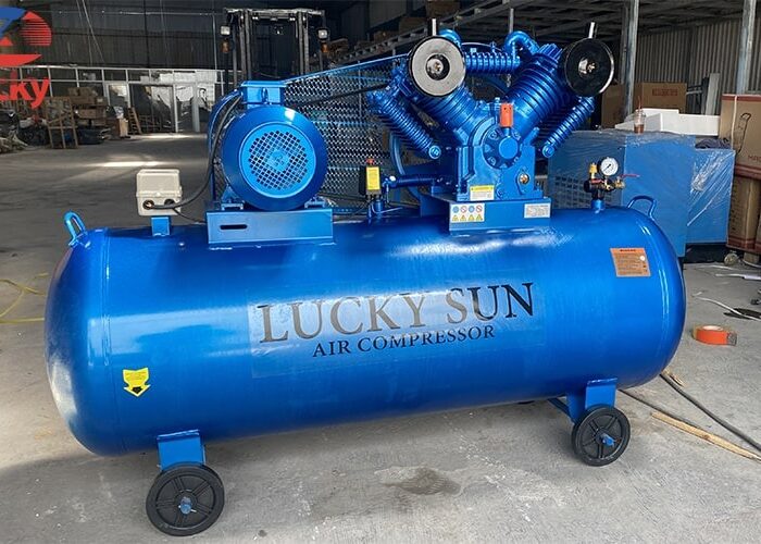Máy nén khí 500 lít piston kép Lucky Sun Máy nén khí 500 lít piston kép Lucky Sun