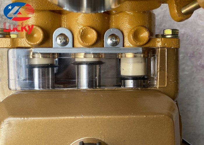 Đầu bơm rửa xe piston sứ HL30S