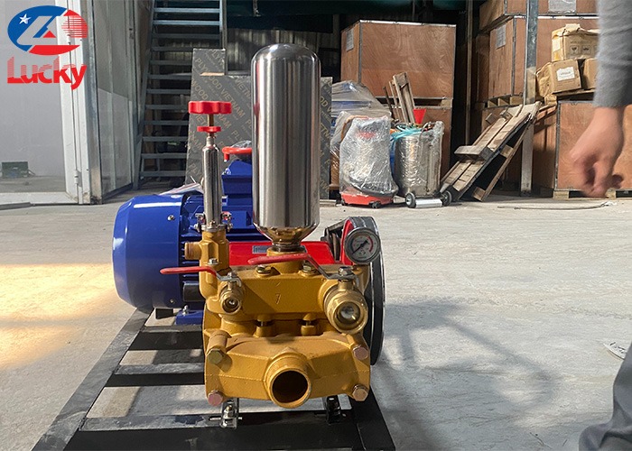 Máy rửa xe dây đai piston sứ HL180S