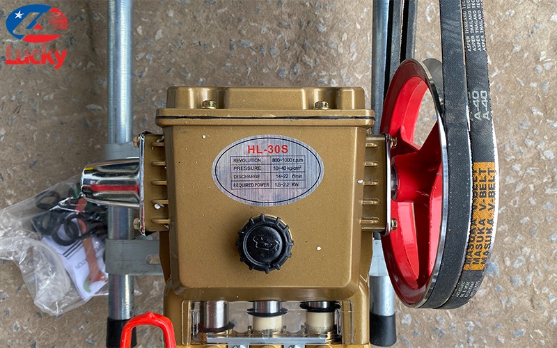 may-rua-xe-day-dai-piston-su-hl30s-5