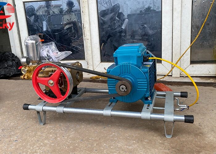 máy rửa xe dây đai piston sứ HL30S máy rửa xe dây đai piston sứ HL30S