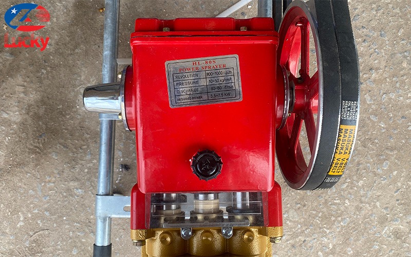 Máy rửa xe dây đai piston sứ HL80S