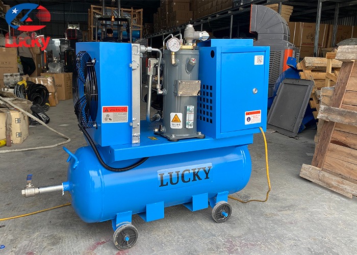 Máy nén khí trục vít di động 120L 4.5kw 220V