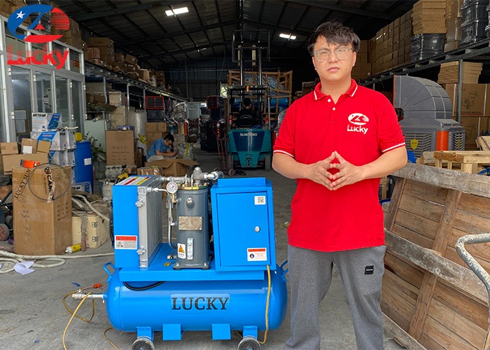 Máy nén khí trục vít di động 120L 4.5kw 220V