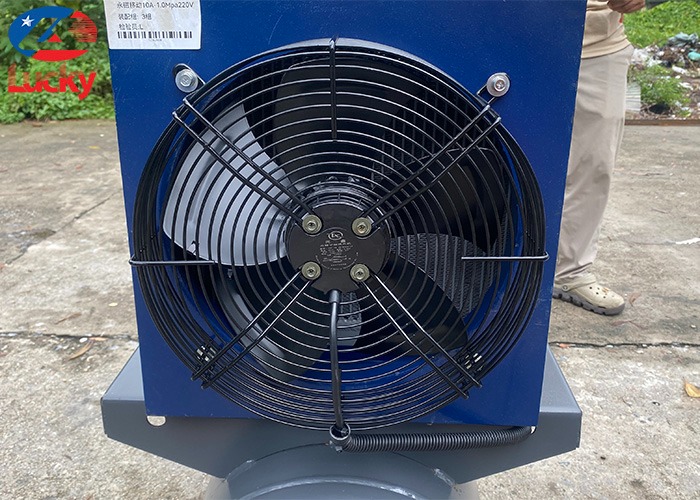 Máy nén khí trục vít di động 15kw có biến tần