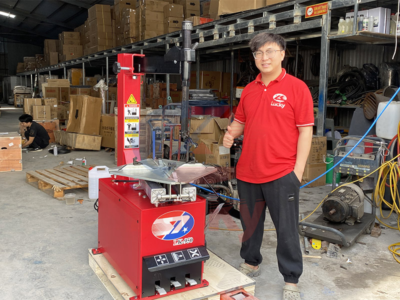 dien-may-lucky-chuyen-cung-cap-thiet-bi-rua-xe-khi-nen-5