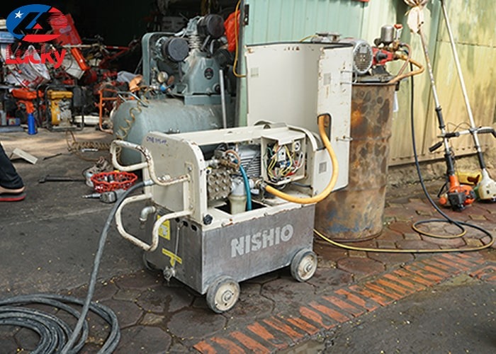 may-rua-xe-cao-ap-nhat-bai-4