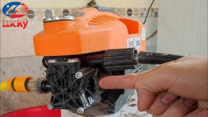 cach-sua-may-rua-xe-mini-2