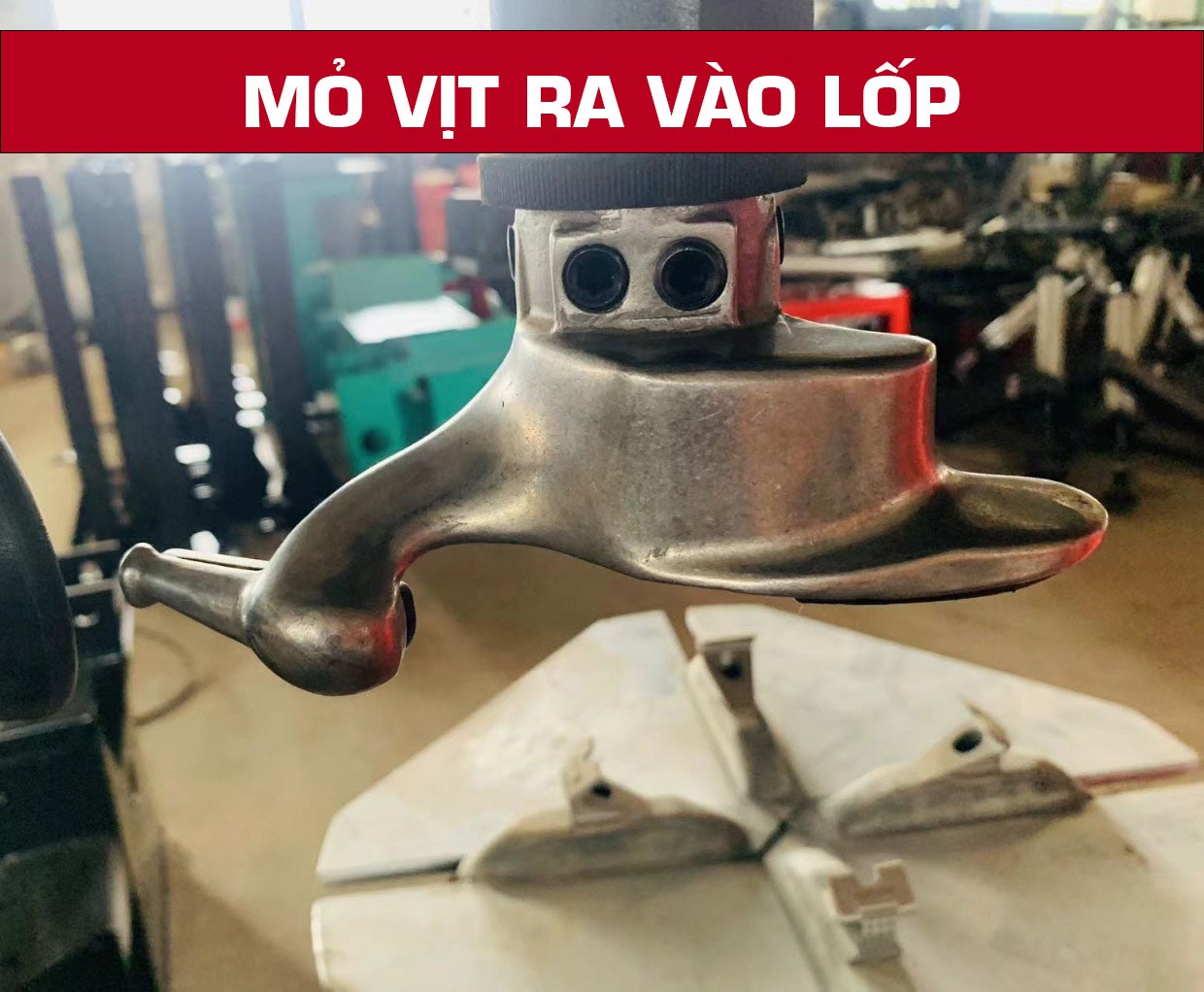 may-ra-vao-lop-xe-may-5