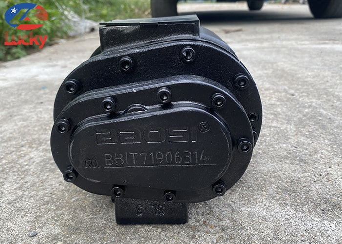 dau-may-nen-khi-truc-vit-20a-16bar-1