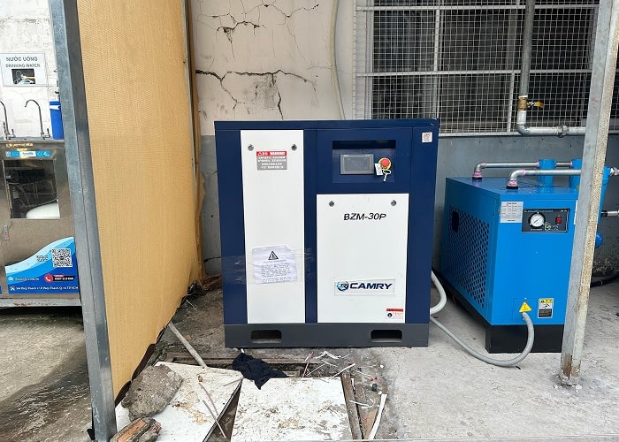 he-thong-nen-khi-30hp-lap-dat-cho-xuong-gia-cong-in-ep-da-4