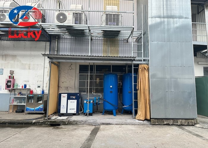 he-thong-nen-khi-30hp-lap-dat-cho-xuong-gia-cong-in-ep-da-1