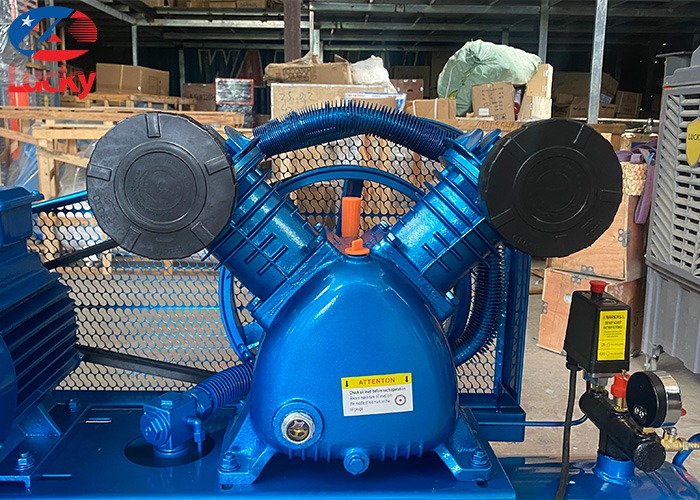 Máy nén khí Puma 5.5HP 180 lít