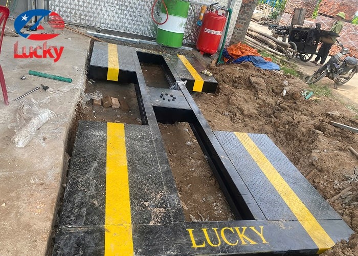 lap-dat-cau-nang-1-tru-chu-i-va-ban-giao-thiet-bi-rua-xe-khac-cho-gara-o-vinh-phuc-1