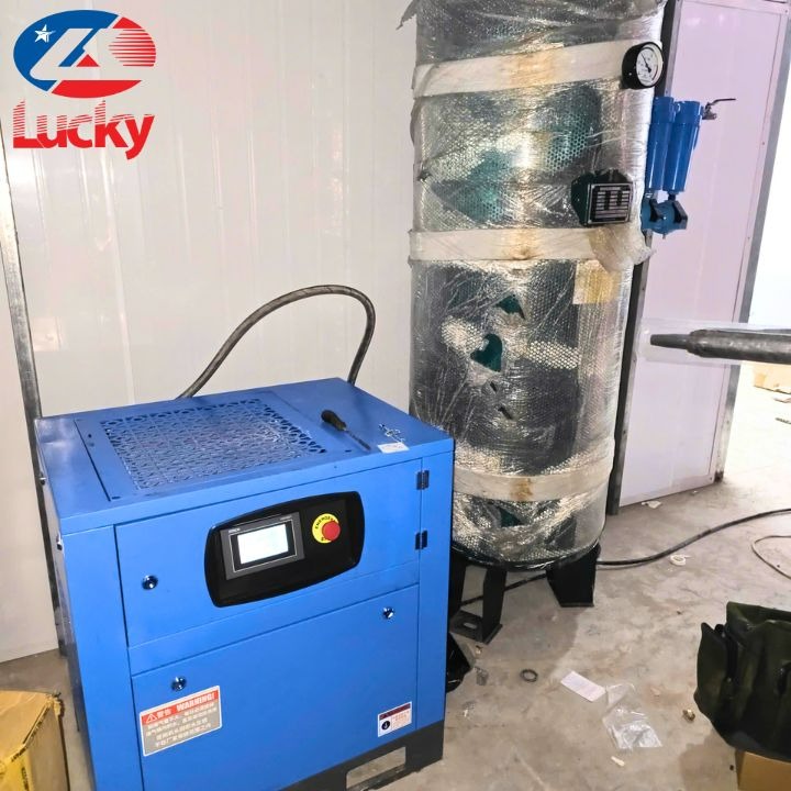 dien-may-lucky-lap-dat-he-thong-khi-nen-10hp-bien-tan-cho-gara-o-to-chuyen-nghiep-tai-thach-ban-long-bien