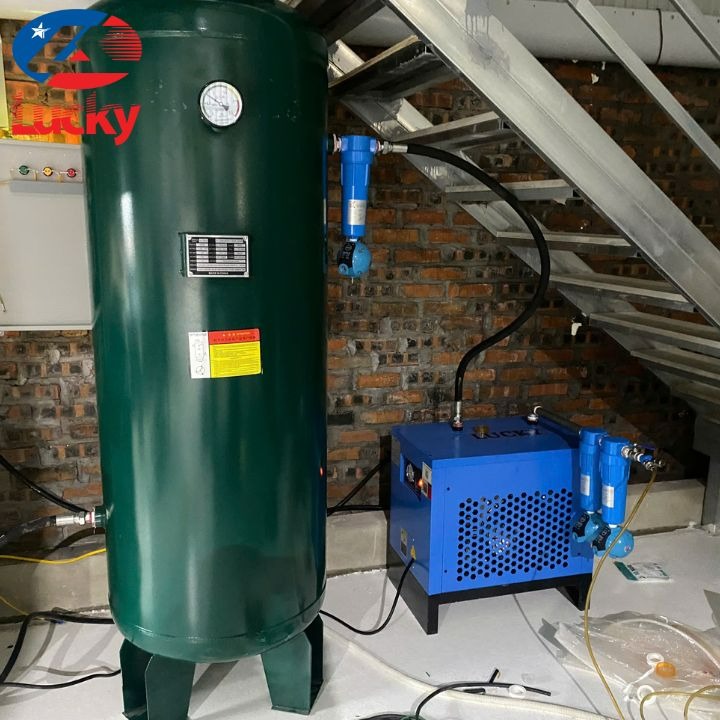 dien-may-lucky-lap-dat-he-thong-khi-nen-10hp-bien-tan-cho-xuong-in-3