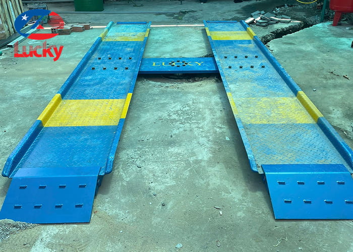 ban-giao-bo-rua-xe-co-cau-nang-1-tru-chu-h-duong-nen-cho-gara-o-to-anh-buu-o-tp-thu-duc-1