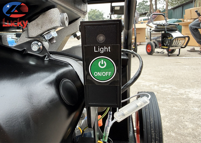 may-rua-xe-cao-ap-chay-xang-lucky-3600psi-9