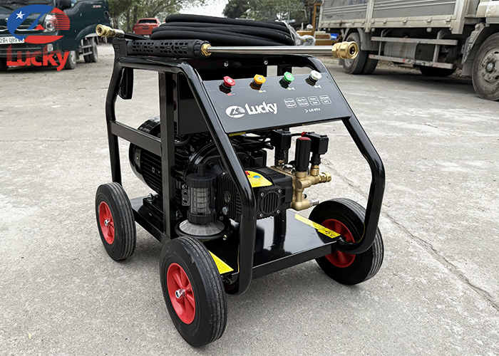 may-rua-xe-cao-ap-lucky-4350psi-4