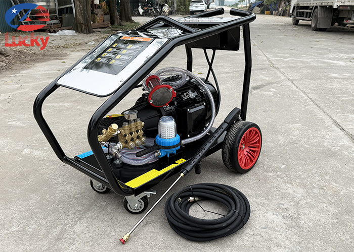 may-rua-xe-cao-ap-lucky-5000psi-2