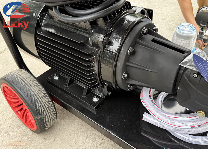 may-rua-xe-cao-ap-lucky-7250psi-10