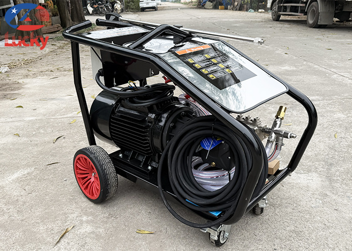 may-rua-xe-cao-ap-lucky-7250psi-2