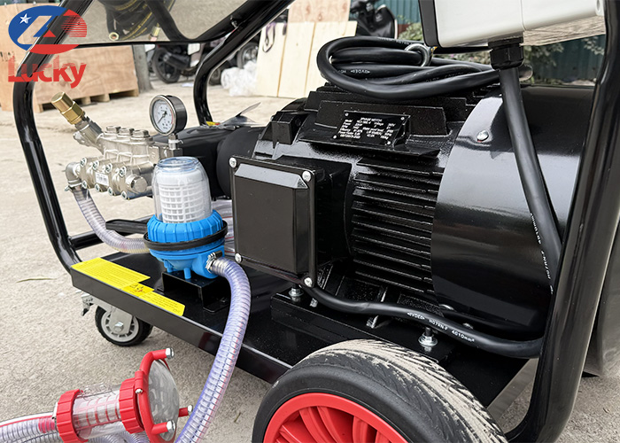 may-rua-xe-cao-ap-lucky-7250psi-6