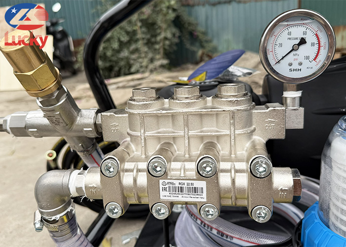 may-rua-xe-cao-ap-lucky-7250psi-7